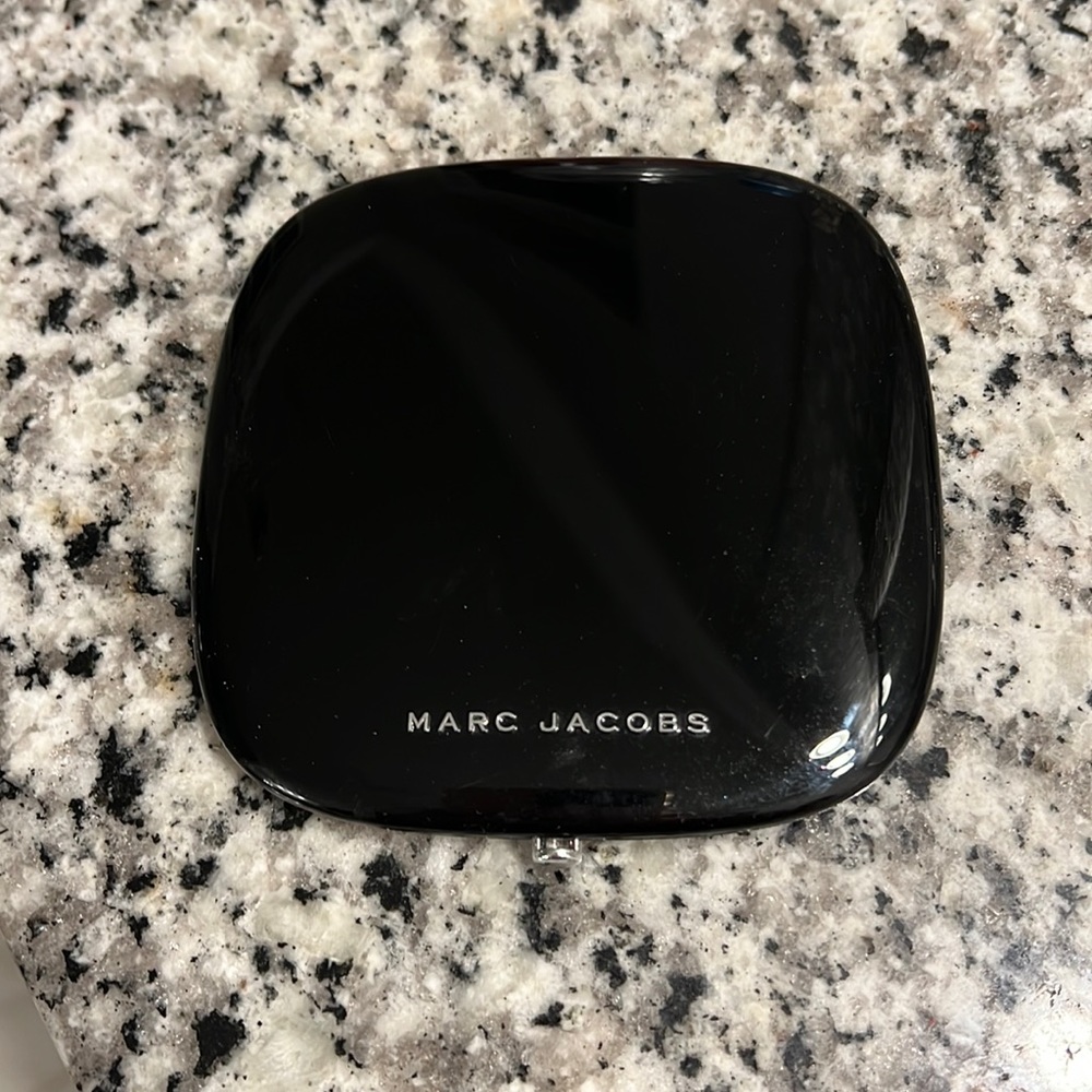 *3/$30* ❤️ Marc Jacobs o! mega glaze all over foil, illuminator
